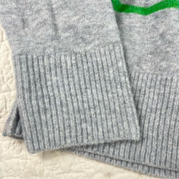 🔥SOLD 🥰NWT Aerie Unreal Sweater Striped Super Soft cozy soft & Lightweight M - Picture 9 of 14